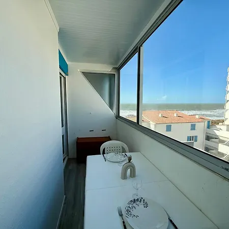 Avec Balcon Et Parking A 2 Pas De La - Fr-1-652-56 Saint-Hilaire-de-Riez